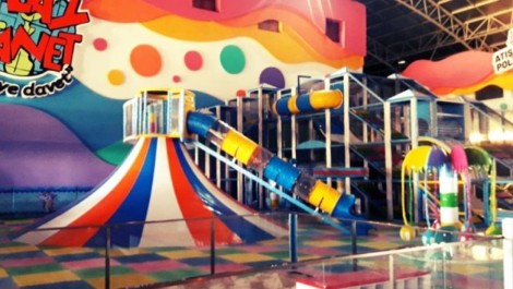 Indoor Playground, World of Fun
